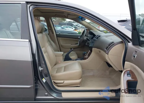 2006 Honda Accord 2.4 Ex z USA, uszkodzony, nr VIN 1HGCM56806A146124